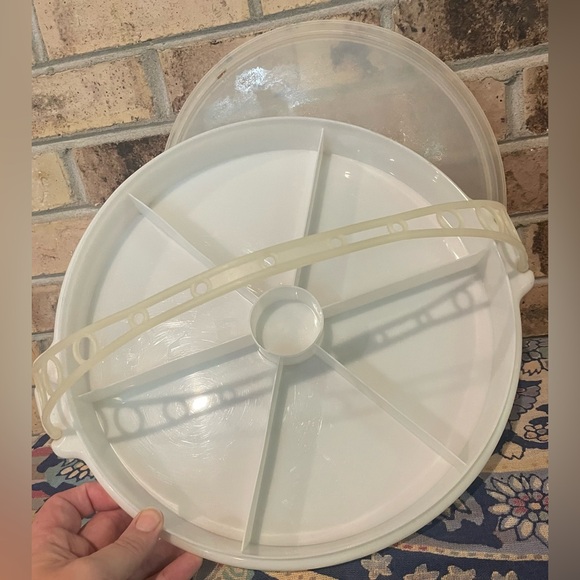 Two pieces of Vintage Tupperware - Picture 5 of 8